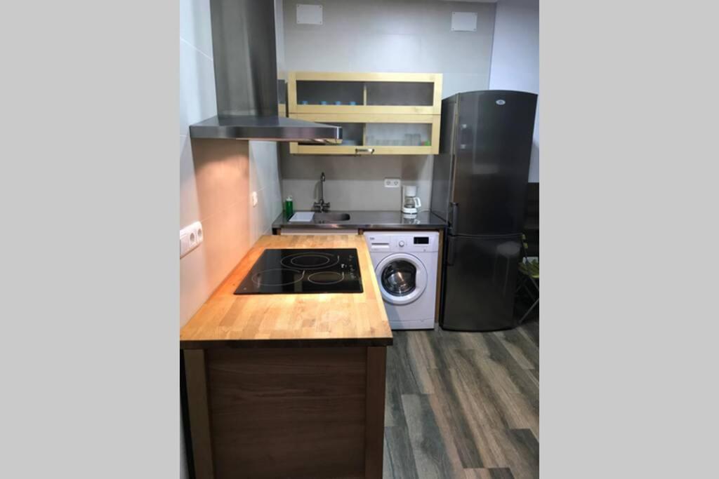Appartement Bonito Apartamento Junto A Paseo De La Bomba à Grenade Extérieur photo